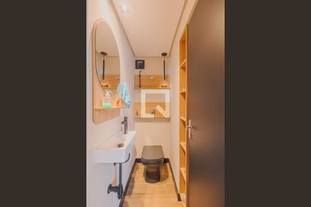 Lavabo de apartamento à venda com 2 quartos, 76m² em Pinheiros, São Paulo