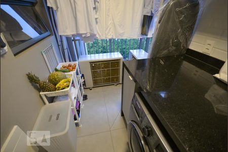 Apartamento à venda com 113m², 3 quartos e 3 vagas Apartamento à venda com 113m², 3 quartos e 3 vagasArea de Serviço