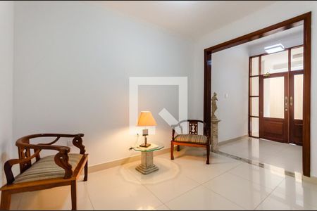 Apartamento para alugar com 80m², 2 quartos e 1 vaga Apartamento para alugar com 80m², 2 quartos e 1 vagaHall de entrada