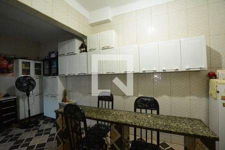 Casa para alugar com 100m², 4 quartos e 1 vagaCozinha