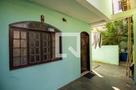 Casa à venda com 400m², 4 quartos e 2 vagasFachada Casa 2