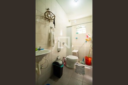 Casa à venda com 400m², 4 quartos e 2 vagasBanheiro 2  - Casa 2