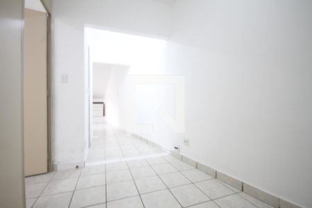 Sala de kitnet/studio para alugar com 1 quarto, 43m² em Vila Monumento, São Paulo