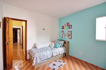 Casa à venda com 256m², 4 quartos e 2 vagasQuarto 2 