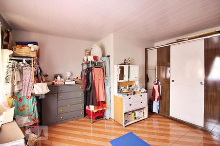 Casa à venda com 256m², 4 quartos e 2 vagasQuarto 4