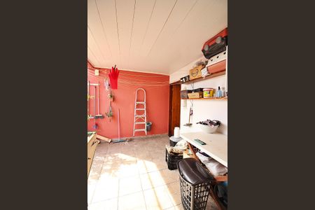 Casa à venda com 256m², 4 quartos e 2 vagasLavanderia