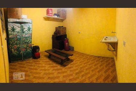 Casa à venda com 150m², 4 quartos e 4 vagas Casa à venda com 150m², 4 quartos e 4 vagasLavanderia