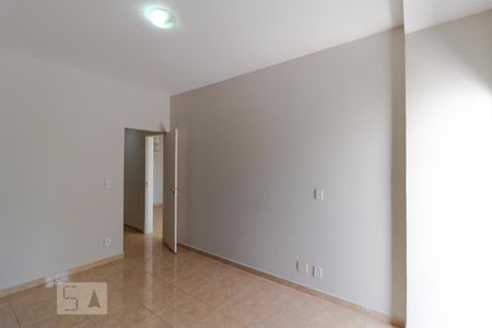 Casa à venda com 196m², 4 quartos e 3 vagas Casa à venda com 196m², 4 quartos e 3 vagasSuíte 01