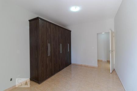 Casa à venda com 196m², 4 quartos e 3 vagas Casa à venda com 196m², 4 quartos e 3 vagasSuíte 01