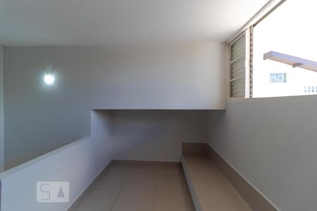 Casa à venda com 196m², 4 quartos e 3 vagas Casa à venda com 196m², 4 quartos e 3 vagasMezanino
