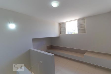 Casa à venda com 196m², 4 quartos e 3 vagas Casa à venda com 196m², 4 quartos e 3 vagasMezanino
