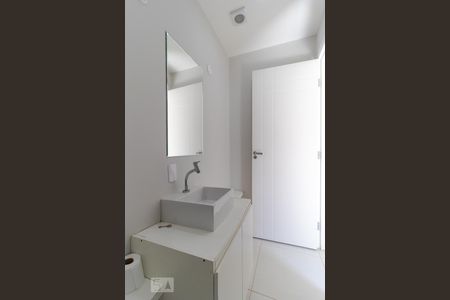 Casa à venda com 196m², 4 quartos e 3 vagas Casa à venda com 196m², 4 quartos e 3 vagasLavabo