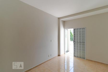 Casa à venda com 196m², 4 quartos e 3 vagas Casa à venda com 196m², 4 quartos e 3 vagasSuíte 01