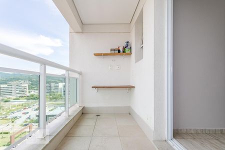 Sacada de apartamento para alugar com 1 quarto, 50m² em Vila Mogilar, Mogi das Cruzes
