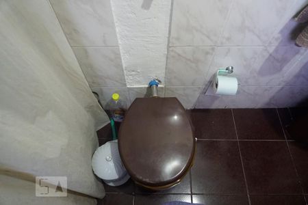 Casa à venda com 240m², 5 quartos e 3 vagasCasa 2 - Banheiro da Suíte