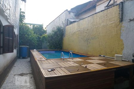 Casa à venda com 240m², 5 quartos e 3 vagasQuintal e Piscina