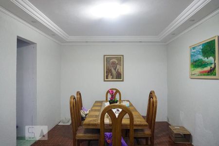 Casa à venda com 240m², 5 quartos e 3 vagasCasa 2 - Sala