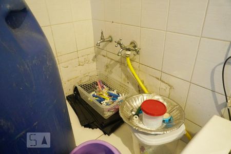 Casa à venda com 240m², 5 quartos e 3 vagasCasa 1 - Lavanderia