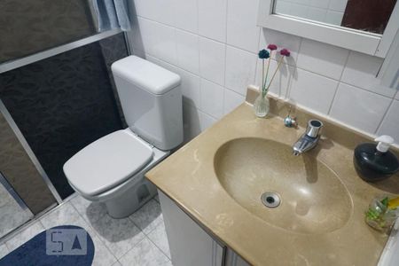 Casa à venda com 240m², 5 quartos e 3 vagasCasa 1 - Banheiro