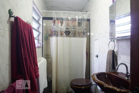 Casa à venda com 240m², 5 quartos e 3 vagasCasa 2 - Banheiro da Suíte