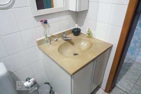 Casa à venda com 240m², 5 quartos e 3 vagasCasa 1 - Banheiro