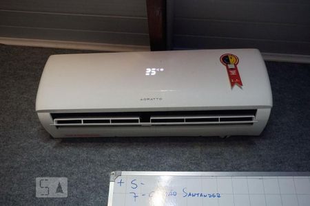 Casa à venda com 240m², 5 quartos e 3 vagasCasa 2 - Escritório