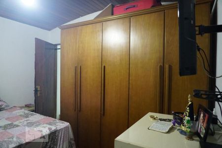 Casa à venda com 240m², 5 quartos e 3 vagasCasa 2 - Suíte