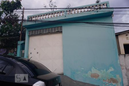 Casa à venda com 240m², 5 quartos e 3 vagasFachada