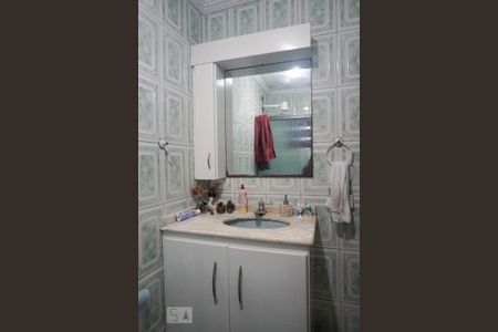 Casa à venda com 240m², 5 quartos e 3 vagasCasa 2 - Banheiro Social