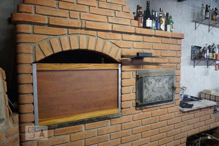 Casa à venda com 240m², 5 quartos e 3 vagasÁrea Churrasqueira