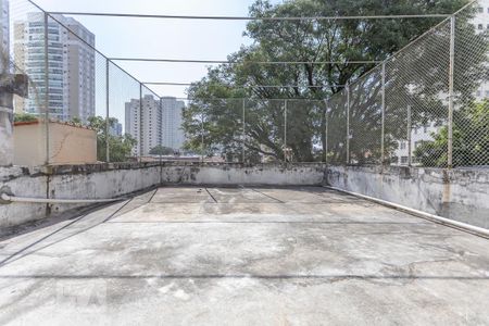Casa à venda com 550m², 4 quartos e 6 vagasQuadra Esportiva