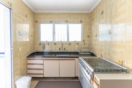 Casa à venda com 550m², 4 quartos e 6 vagasCozinha