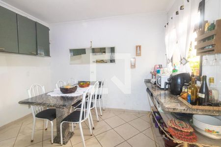 Apartamento à venda com 110m², 3 quartos e 2 vagas Apartamento à venda com 110m², 3 quartos e 2 vagascozinha