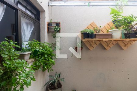 Apartamento à venda com 110m², 3 quartos e 2 vagas Apartamento à venda com 110m², 3 quartos e 2 vagasÁrea de Serviço