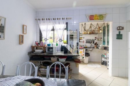 Apartamento à venda com 110m², 3 quartos e 2 vagas Apartamento à venda com 110m², 3 quartos e 2 vagascozinha