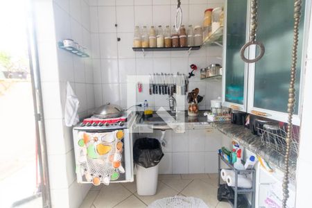 Apartamento à venda com 110m², 3 quartos e 2 vagas Apartamento à venda com 110m², 3 quartos e 2 vagascozinha