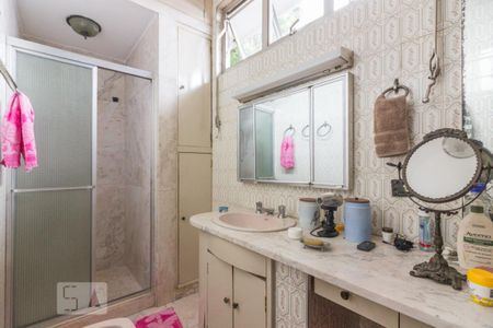 Casa à venda com 300m², 3 quartos e 2 vagas Casa à venda com 300m², 3 quartos e 2 vagasBanheiro 2