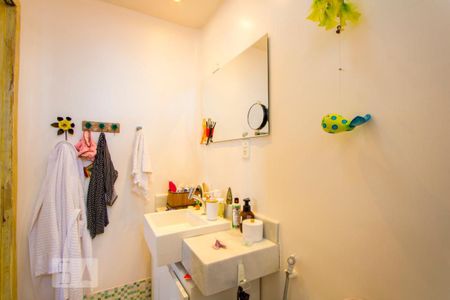 Apartamento à venda com 112m², 3 quartos e 1 vagaBanheiro do quarto 1