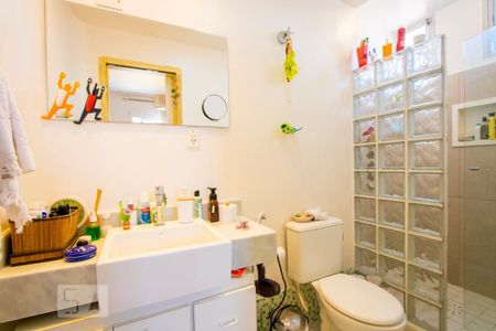 Apartamento à venda com 112m², 3 quartos e 1 vagaBanheiro do quarto 1