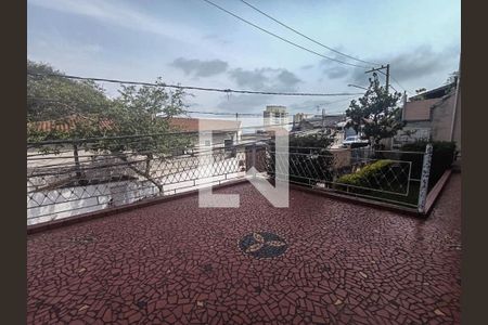 Casa à venda com 250m², 4 quartos e 3 vagas Casa à venda com 250m², 4 quartos e 3 vagasQuintal