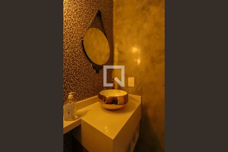 lavabo de apartamento para alugar com 3 quartos, 129m² em Jardim Caboré, São Paulo