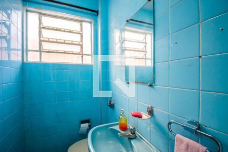 Casa à venda com 250m², 4 quartos e 4 vagas Casa à venda com 250m², 4 quartos e 4 vagasLavabo