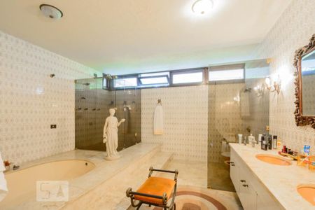 Casa à venda com 260m², 4 quartos e 6 vagas Casa à venda com 260m², 4 quartos e 6 vagasBanheiro 1