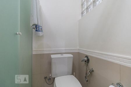 Casa à venda com 280m², 3 quartos e 4 vagasBanheiro Social