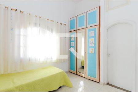 Casa à venda com 450m², 4 quartos e 5 vagasQuarto 3 - Suíte