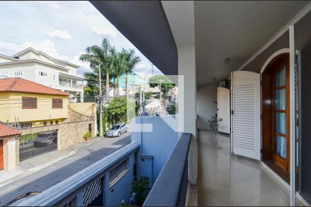 Casa à venda com 450m², 4 quartos e 5 vagasVaranda da Suíte 2