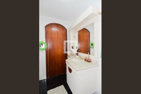 Casa à venda com 450m², 4 quartos e 5 vagasBanheiro da Suíte 4