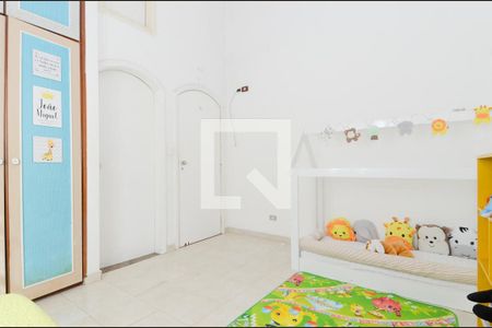 Casa à venda com 450m², 4 quartos e 5 vagasQuarto 3 - Suíte