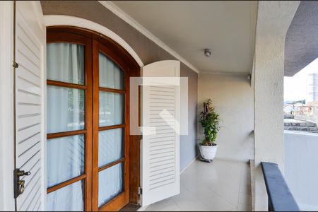 Casa à venda com 450m², 4 quartos e 5 vagasVaranda da Suíte 2