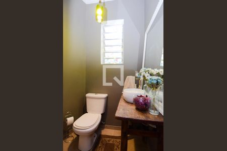 Casa à venda com 450m², 4 quartos e 5 vagasLavabo